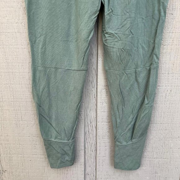 All in motion girls green/drawstring/pockets/soft joggers size 10/12 - Picture 5 of 7